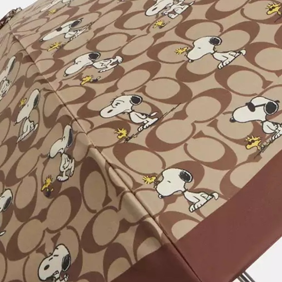 Coach NEW Coach X Peanuts Snoopy Print Brown Multi UV Protection Mini Umbrella - Picture 7 of 16